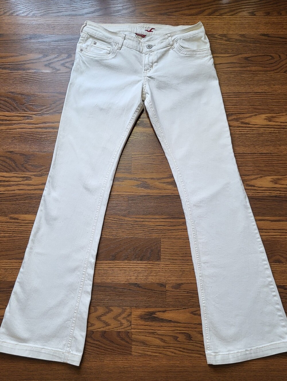 Y2K Womens SUPER LOW Rise HOLLISTER White Bell Bottom Denim Flare Jeans sz 5